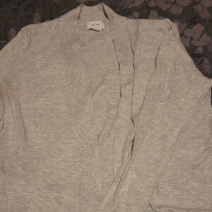 Old Navy Women's Light Gray Cardigan Sweater